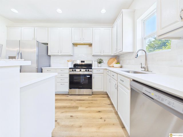 17016 Morgan Avenue, Gretna, NE 68028