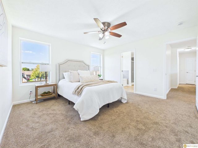 17016 Morgan Avenue, Gretna, NE 68028
