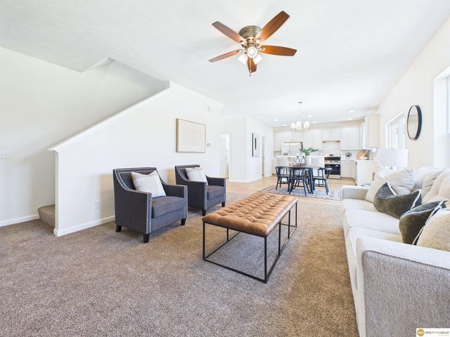 17016 Morgan Avenue, Gretna, NE 68028