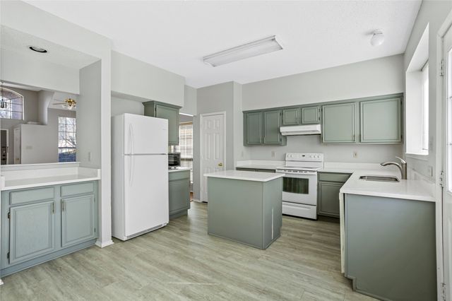 1112 Canoe Lane, Plano, TX 75023