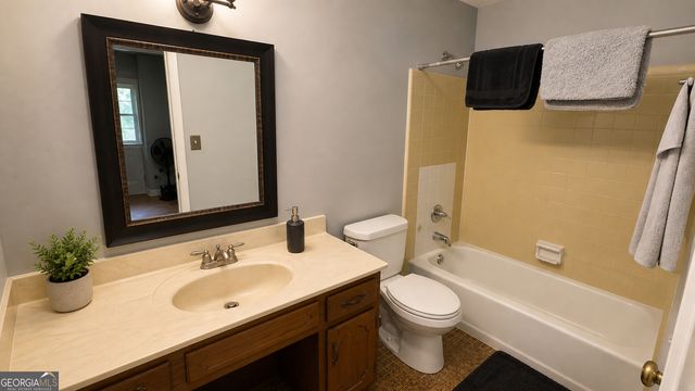 2235 Bristol Court, Jonesboro, GA 30236