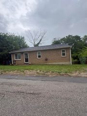 28 Plum Street, Walton, KY 41094
