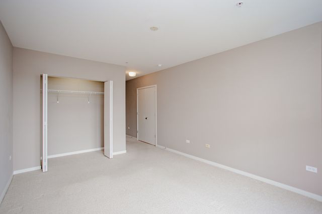 7757 Van Buren Street 511, Forest Park, IL 60130