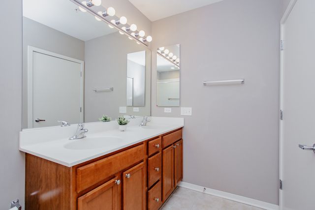 7757 Van Buren Street 511, Forest Park, IL 60130