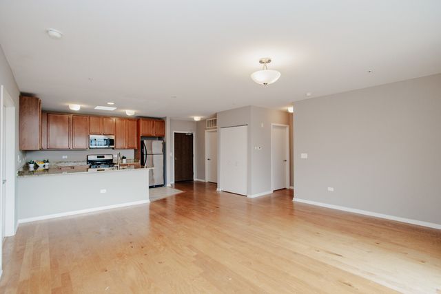 7757 Van Buren Street 511, Forest Park, IL 60130