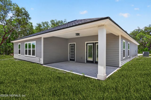 251 SWAN LAKE Drive, Melrose, FL 32666