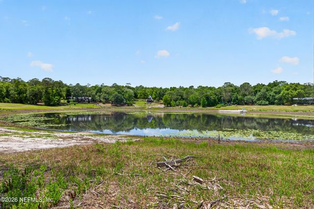 251 SWAN LAKE Drive, Melrose, FL 32666