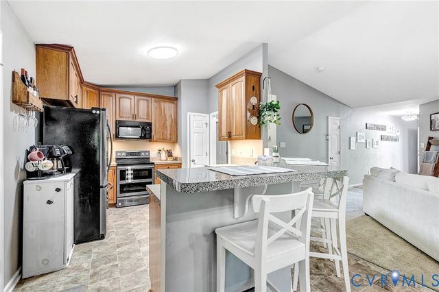 304 Berkley Woods Dr, Ashland, VA 23005