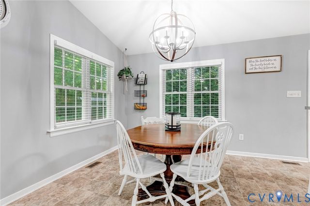 304 Berkley Woods Dr, Ashland, VA 23005
