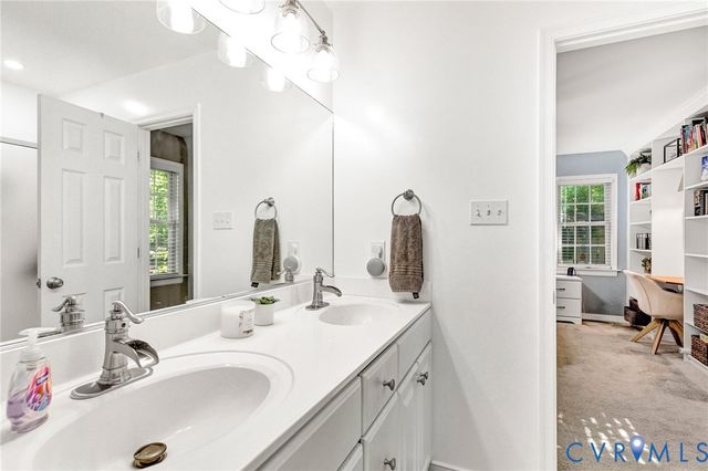 304 Berkley Woods Dr, Ashland, VA 23005