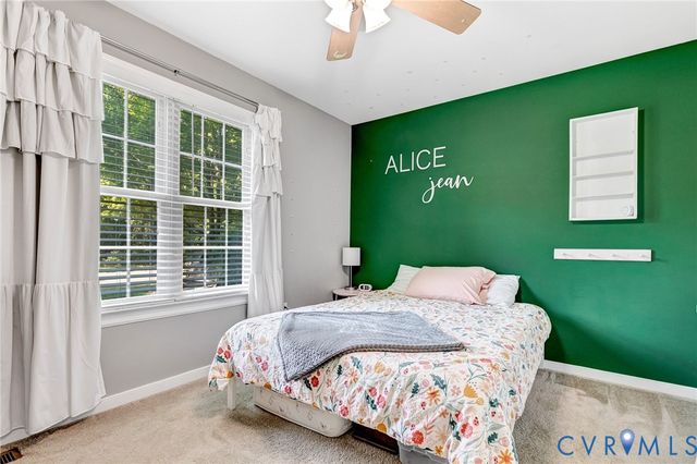 304 Berkley Woods Dr, Ashland, VA 23005