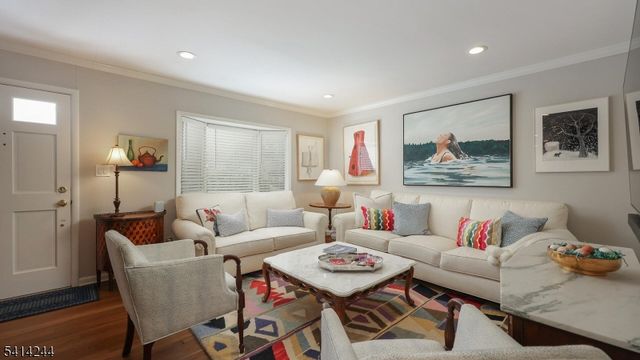 290 Sycamore St, Westfield Town, NJ 07090