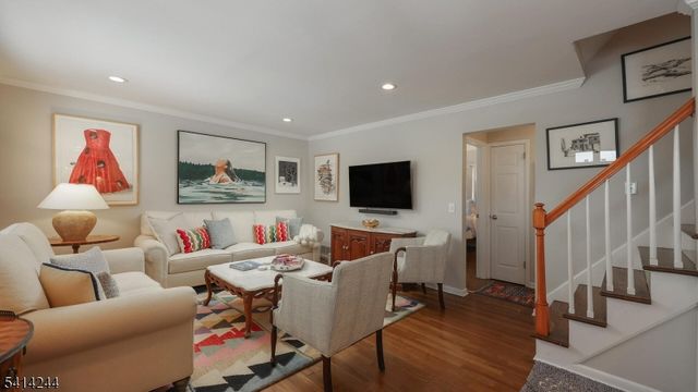 290 Sycamore St, Westfield Town, NJ 07090