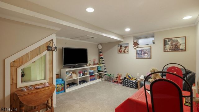 290 Sycamore St, Westfield Town, NJ 07090