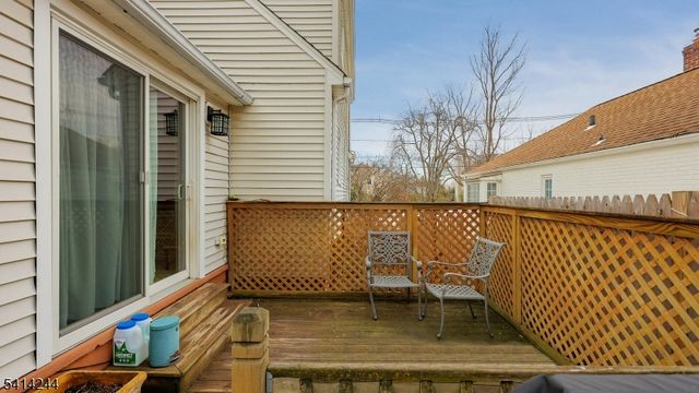 290 Sycamore St, Westfield Town, NJ 07090