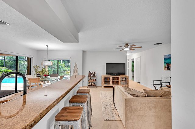 1244 NW 113 Terrace, Coral Springs, FL 33071
