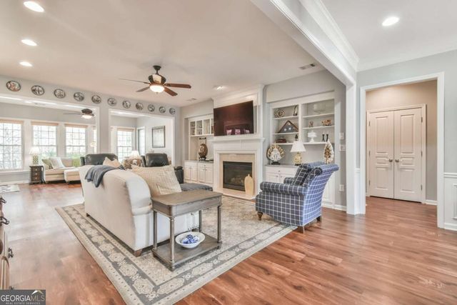 6404 Falling Water Lane, Hoschton, GA 30548