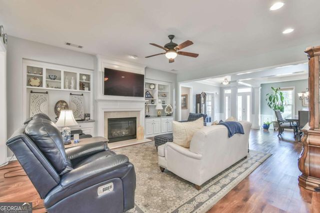 6404 Falling Water Lane, Hoschton, GA 30548