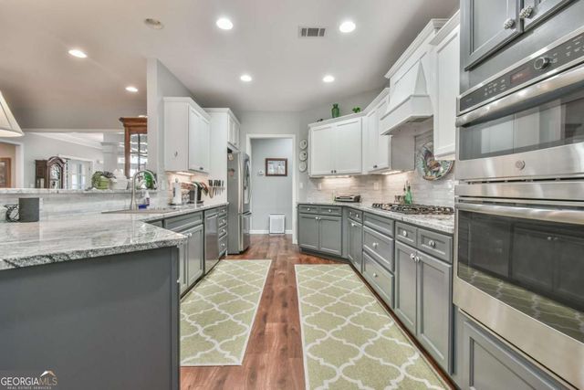 6404 Falling Water Lane, Hoschton, GA 30548