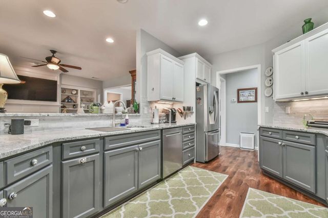 6404 Falling Water Lane, Hoschton, GA 30548