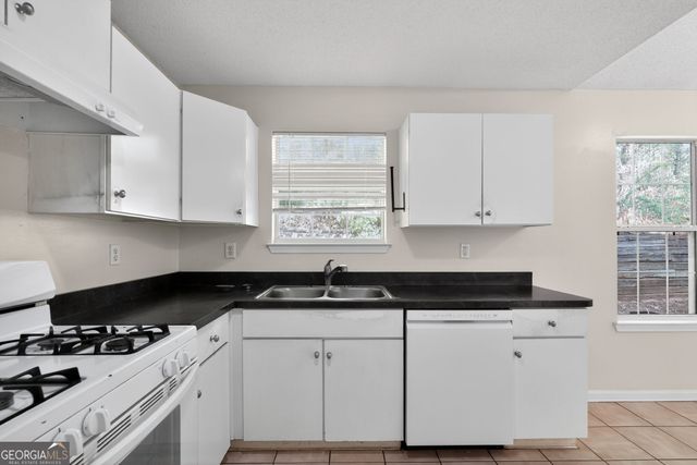 4294 Joshua Crossing, Stone Mountain, GA 30083