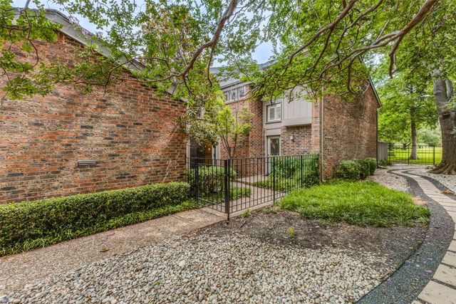 12202 Montego Plaza, Dallas, TX 75230