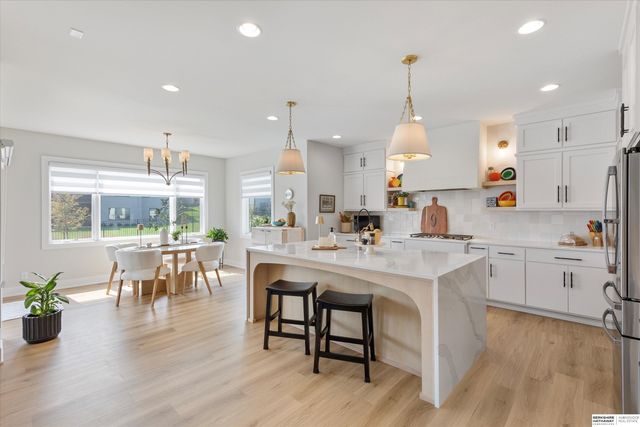 20545 Hartman Avenue, Elkhorn, NE 68022