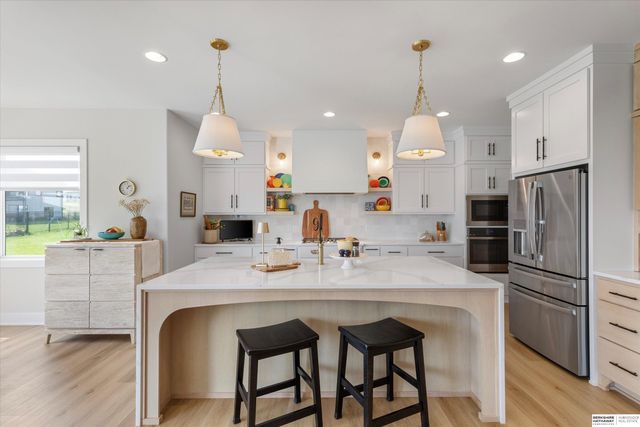 20545 Hartman Avenue, Elkhorn, NE 68022