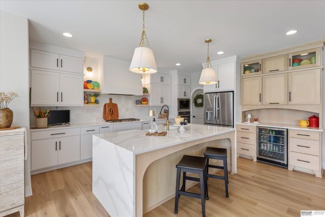 20545 Hartman Avenue, Elkhorn, NE 68022