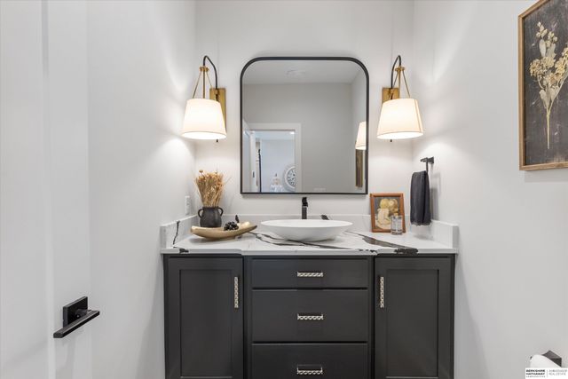 20545 Hartman Avenue, Elkhorn, NE 68022