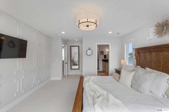 20545 Hartman Avenue, Elkhorn, NE 68022