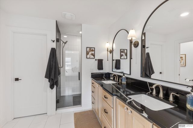 20545 Hartman Avenue, Elkhorn, NE 68022