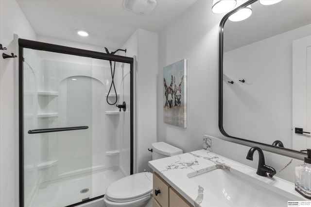 20545 Hartman Avenue, Elkhorn, NE 68022