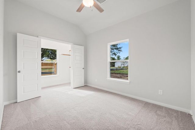 11856 East Gate Villas Drive, Willis, TX 77318