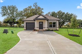 11856 East Gate Villas Drive, Willis, TX 77318