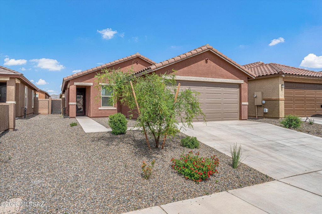 10512 W Harrigan Drive, Marana, AZ 85653