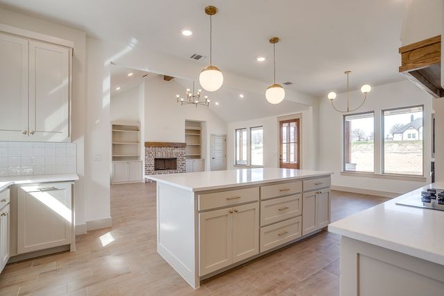 201 Kilkenny Road, Poolville, TX 76487