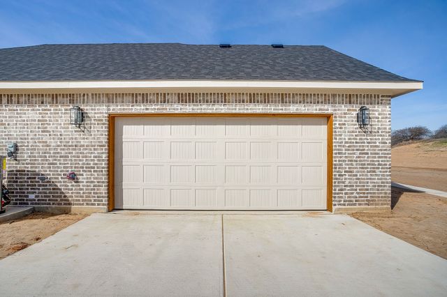 201 Kilkenny Road, Poolville, TX 76487