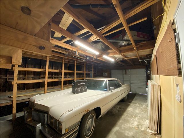 4717 33rd Street, Dickinson, TX 77539