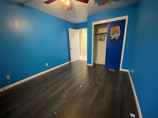 4717 33rd Street, Dickinson, TX 77539