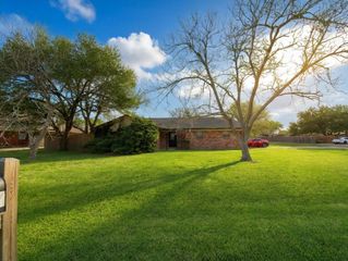 4717 33rd Street, Dickinson, TX 77539