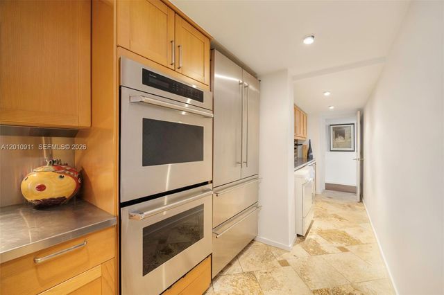 200 Ocean Lane Dr 401, Key Biscayne, FL 33149