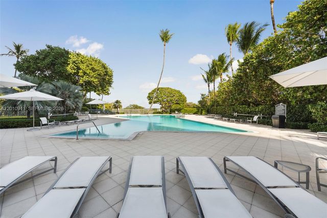 200 Ocean Lane Dr 401, Key Biscayne, FL 33149