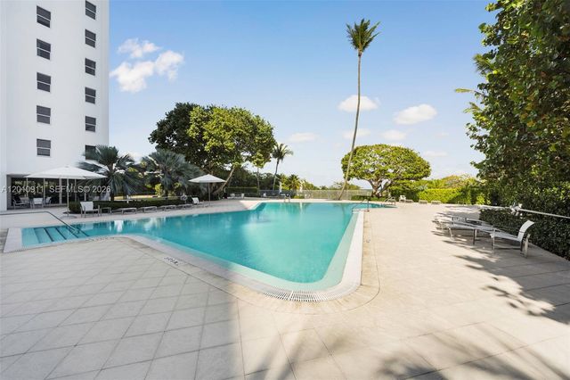 200 Ocean Lane Dr 401, Key Biscayne, FL 33149