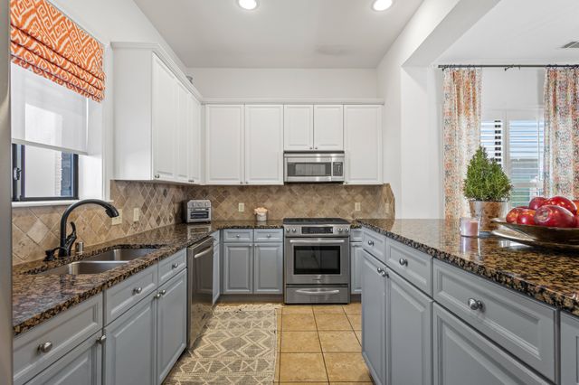 13900 Noel Road 23, Dallas, TX 75240