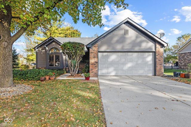 1068 Madrid Road, Greenwood, IN 46143