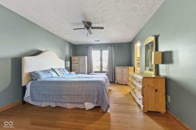 1068 Madrid Road, Greenwood, IN 46143