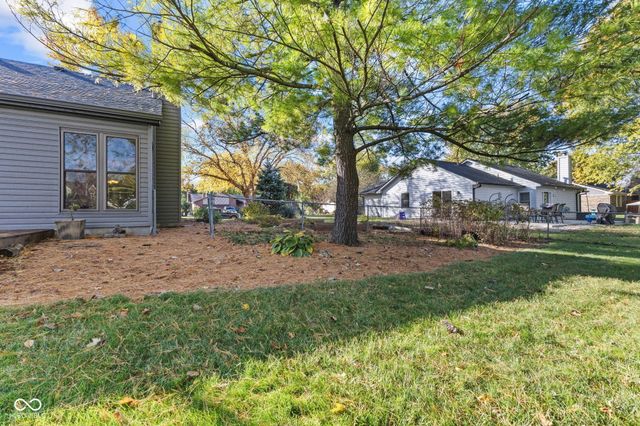 1068 Madrid Road, Greenwood, IN 46143