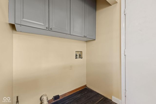 1068 Madrid Road, Greenwood, IN 46143