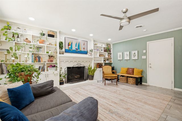 1618 Driftwood Drive, Dallas, TX 75224